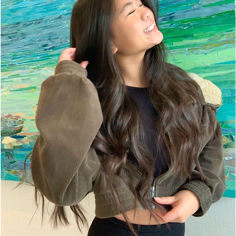 Meet your Posher, Natalie